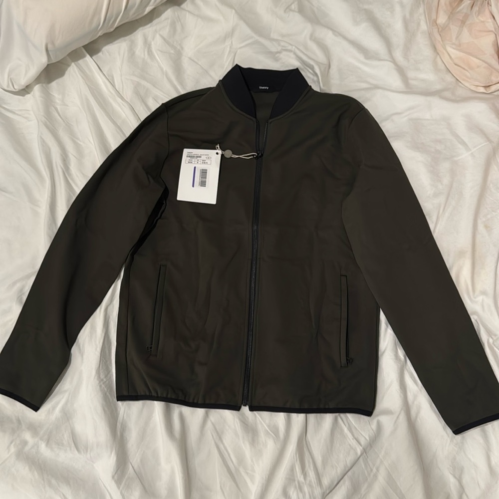 Brand new theory jacket. Medium size men.